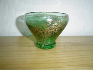 Caithness style Green and Gold Glass Vase - Picture 1 of 4