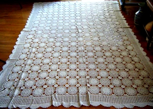 Antiguo Mantel Banquete Talla H Crochet Encaje Diferentes Diseños Medallones 105" - Imagen 1 de 11