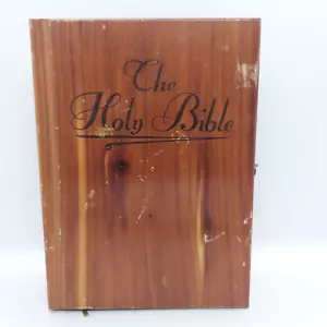 Holy Bible Cedar Box Vintage 70s United Steelworkers Union Local 3036 - Picture 1 of 9