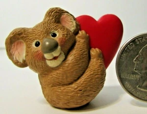 Hallmark Merry Miniature 1995 KOALA BEAR - Picture 1 of 8
