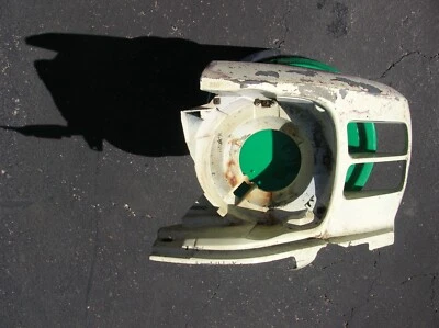 Mustang MACH-1 1970 guardabarros extensión faro carcasa lado del conductor Foto 1 de 4