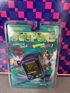 TIGER ELECTRONIC 1996 BASKETBALL BEEPER GAME (Brand New) - Picture 1 of 5