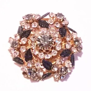 Vintage Gold Tone Rhinestone Flower Cluster Brooch - Picture 1 of 5