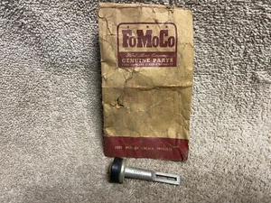 N0S FORD B6Q-9631-A 1955 1966 2 BBL CARB ACCELERATOR PUMP PISTON ASSEMBLY - Picture 1 of 5