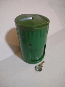 Parking Meter Green Coin Vault, Cup With Key - Picture 1 of 3