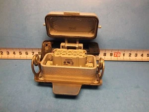 AMPHENOL   C146 10B 010 0024  & 23605 - Picture 1 of 4