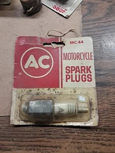 Ac Delco Mc44 Spark Plug - Picture 1 of 1