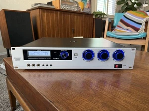 GDHD M2300 2 Chanel Mix Amplifier (2 x 300W) - Picture 1 of 9
