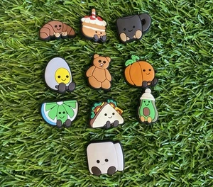 Konvolut B von 10 Jellycat Themen Schuh Charms. Kompatibel mit Crocs. - Bild 1 von 1