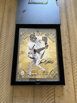 Foto 2025 Fanatics Under Wraps Emanate MLB autografada 8x10 dourada Miguel Cabrera /50 - Imagem 1 de 3