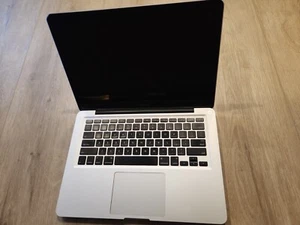 Apple MacBook Pro A1286 15" As Is For Parts. - Picture 1 of 8