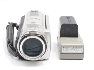 Sony Digital HD Camcorder Recorder CX500V Video Camera HDR-CX500V Used - Picture 1 of 10