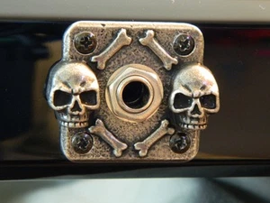 SKULL METAL JACK COVER PLATE fit GIBSON, EPIPHONE LES PAUL GUITAR Custom Square - Picture 1 of 4