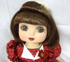 NON FATEVI INGANNARE da questa bambola stregata Adora Belle Marie Osmond con abito rosso - Foto 1 di 14
