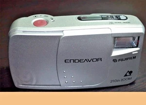 Fujifilm Endeavor 210ix Zoom APS analoge Kompaktkamera tolle kleine Kamera - Bild 1 von 4