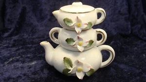 STACKABLE TEA POT ~ Salt & Pepper Shakers~ 4” ~ VGC ~Made In Japan~ - Picture 1 of 11