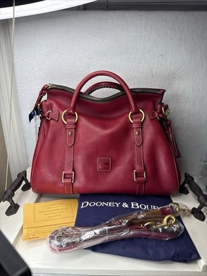 Cartera grande de cuero florentino Dooney & Bourke en rojo/frambuesa Foto 1 de 4