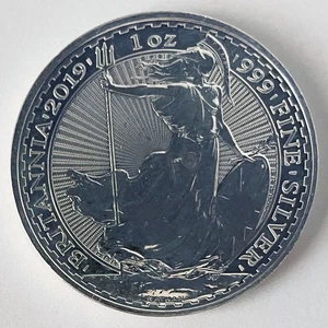 Silver Britannia 1 oz coin - Royal Mint 2019 - Circulated - Queen Elizabeth II - Foto 1 di 2