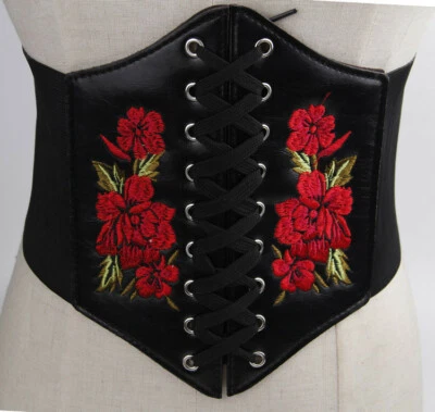 Женский кожаный пояс с розовой вышивкой на шнуровке корсетный ремень широкий - Изображение 1 из 4