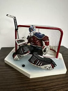 Patrick Roy Hockey Figurine With Goal - Picture 1 of 7