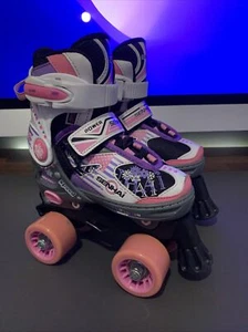 Patines Cuádruples Ajustables Osprey Ajuste Deslizante Ruedas 32mm Tamaño Uk Junior 29-32 - Imagen 1 de 10