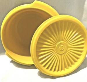 Tupperware 886-11 Lemon Yellow Servalier Bowl # 886-11 With Seal Lid # 812-18 - Picture 1 of 6