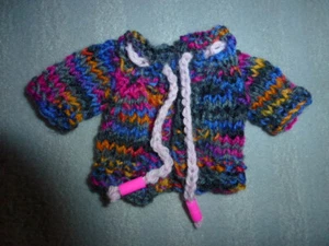 Strickjacke für einen sehr, sehr kleinen Teddybären Teddy Kleidung Bärenkleidung - Bild 1 von 1
