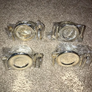 Juego de 4 servilleteros grandes plateados con motivo de ajuste de lugar resistente al deslustre - Imagen 1 de 5