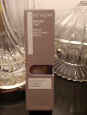 Revlon Illuminance Tinted Serum w/ SPF 15 #313 Light Tan,Ginger Root + Vit E & C - Image 1 of 4