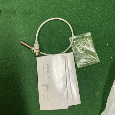 AZBIL - FL7M-3J6HD-CN03 | Cylindrical Proximity Switch - Image 1 of 4