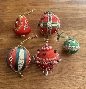 Vintage 5 Hand Crafted Sequin Ribbon Jeweled Beaded Satin Push Pin Ornament MCM - Picture 1 of 12