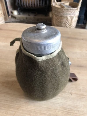 Original Field Canteen 0.7l Water Bottle Polish Army Military Cup-Wz.37-USED. - Image 1 of 4
