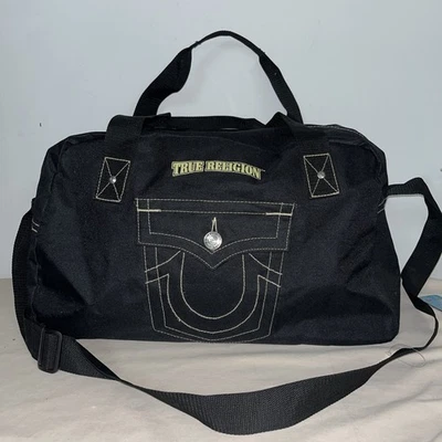Bolsa de viagem leve True Religion ferradura - transporte - zíper - Imagem 1 de 4