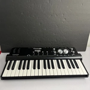 Interfaz de grabación digital Line 6 TonePort KB37 - Imagen 1 de 19