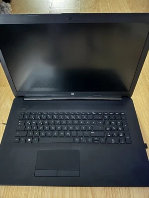 HP Laptop 17 Zoll, Windows 11, Intel I5 - Bild 1 von 2