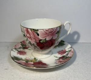 Vintage Staffordshire China Pink Cabbage Rose With Gold Trim - Picture 1 of 10