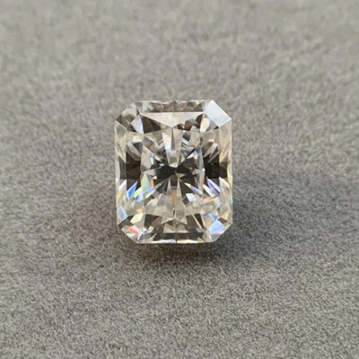 2x3mm-10x14mm D color Radiant 1PCS White Fancy Color Loose Moissanite Stone - Image 1 of 4