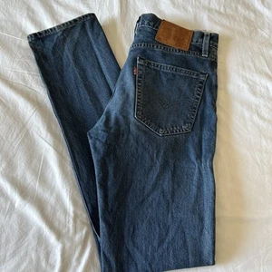 Levi's 511 Jeans Men’s W30 L34 Mid Blue Slim Fit Stretch Denim Zip Premium Range - Picture 1 of 9