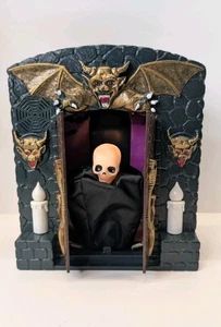 Vtg 90’s Haunted House Dracula Vampire Lights Music Skeleton Halloween - Picture 1 of 12