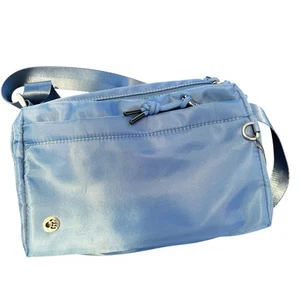 Bearpaw Sky Blue Nylon Crossbody Shoulder Bag Adjustable Strap Travel Purse NWT - Picture 1 of 10