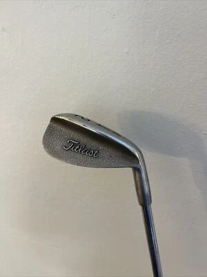 Titleist Accu-Flo 2 Iron Regular Flex Steel Shaft RH 40.5” Great Shape! - Image 1 of 4