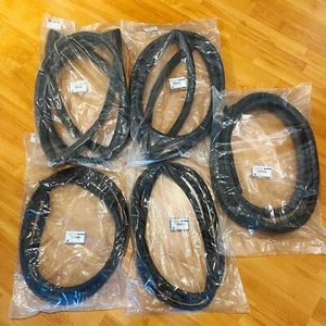 for Nissan Sunny B310 Coupe Datsun KB310 windshield door weatherstrip seal set 5 - Picture 1 of 4