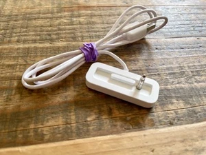 OEM Apple iPod Shuffle 2nd Generation USB Charging Dock Cable A1204 - Tested! - Picture 1 of 1