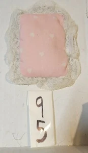 Vintage Barbie Traumhaus Himmelbett HERZKISSEN nur 1982 braucht TLC - Bild 1 von 4