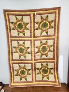 VHC ERNTE STEPPDECKE ÜBERWURF MIT RUTENTASCHEN - WUNDERSCHÖN - Bild 1 von 4