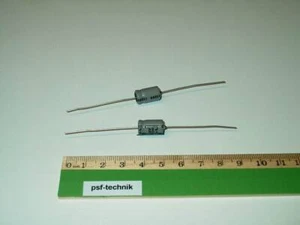 EA233-50 - 10 Stück 33uF 50V Elko Axial Liegend Maße 8x13mm +85°C - Bild 1 von 1