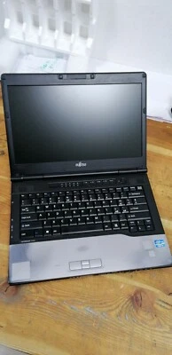 14.1" FUJITSU S762 i5 3210M 8GB RAM 120GB SSD 1366 X 768 WIN 10 - Immagine 1 di 4