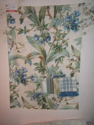 Brunschwig & Fils, Daffodil and Vine, Floral Remnant, 25"W X 36" L, Color Blue  - Image 1 of 3