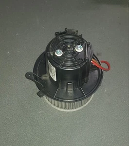MERCEDES BENZ W204 C200 C220 C250 C300 C350 BLOWER FAN MOTOR BEHR - Picture 1 of 6