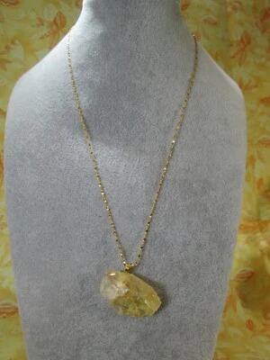 Colgante Áspero Calcita Naranja Genuino con Cadena Pepita Chapada en Oro 14K GP / L Foto 1 de 4